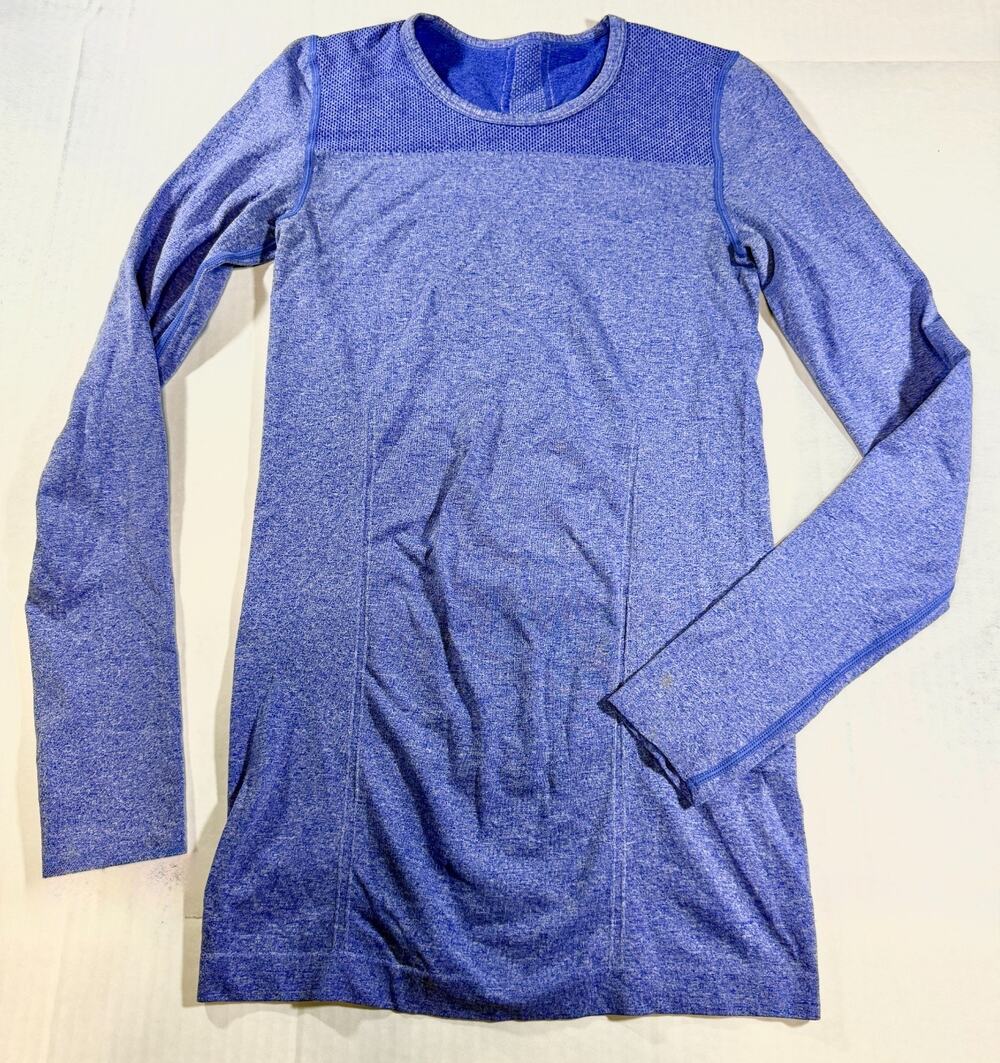 Fabletics Size Small (?) Laser Cut Long Sleeve Athletic Shirt Periwinkle Blue